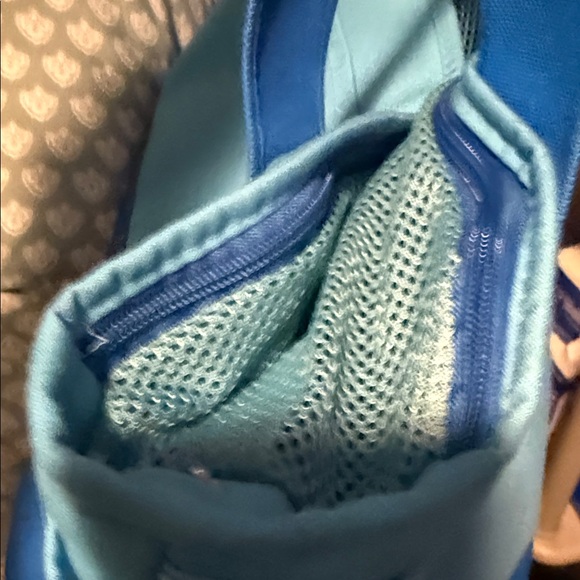 United Colors of Benetton Blue and White Patterned small dog Bag - Picture 14 of 17